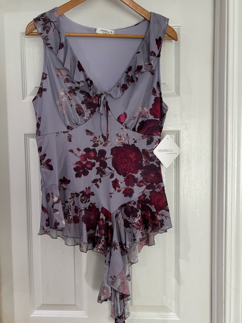 Rebellious Ruffle Sleeveless Top • Lavender with Burgundy Floral Print XL - Picture 2 of 11